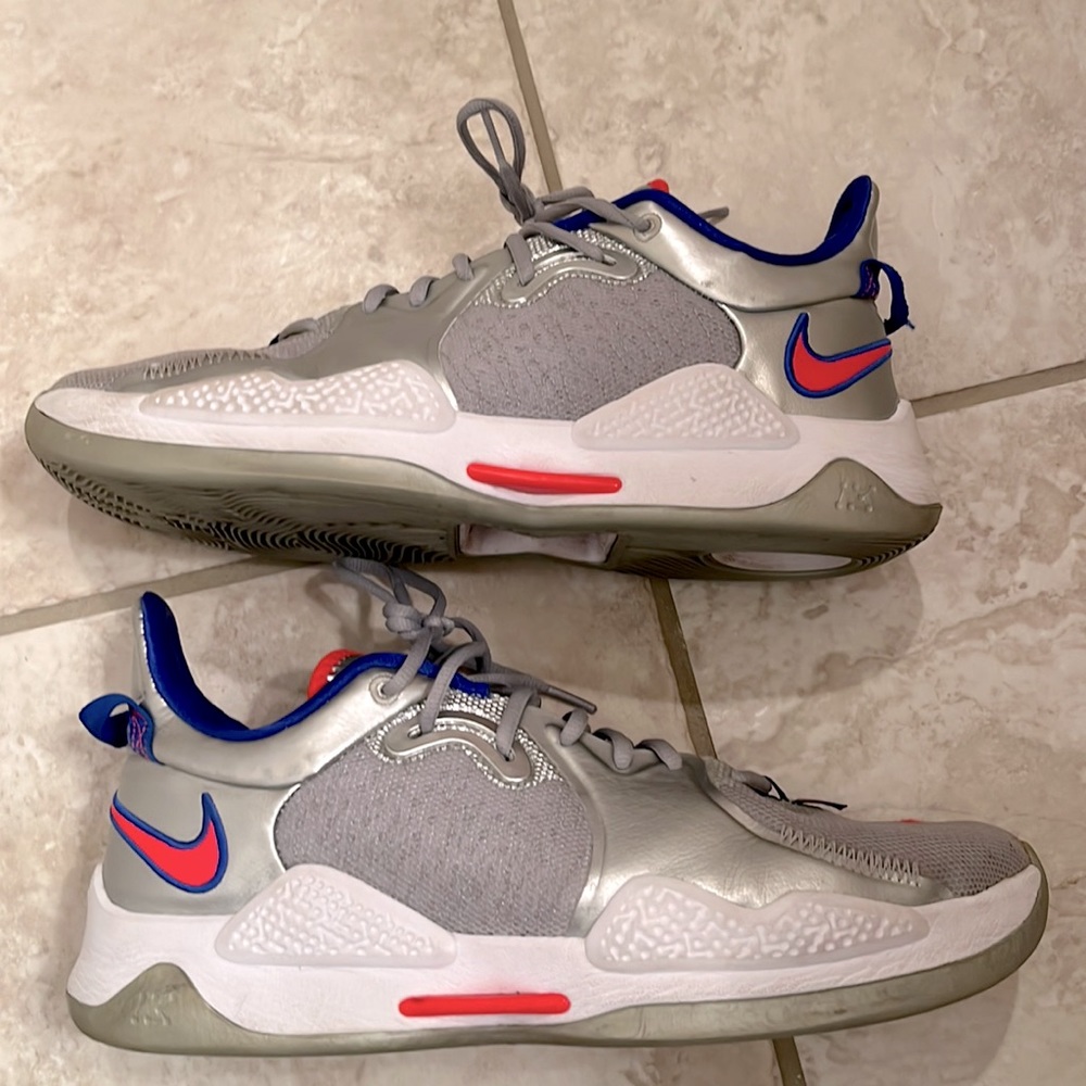 Nike Paul George 5’s